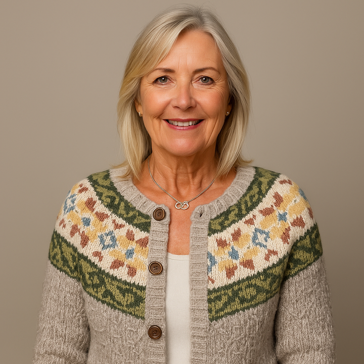 Lavinia | Women's Vintage-Style Nordic Cardigan with Patterned Sleeves