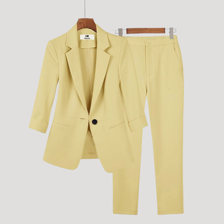 Elara | Women's Single-Breasted Two-Piece Suit
