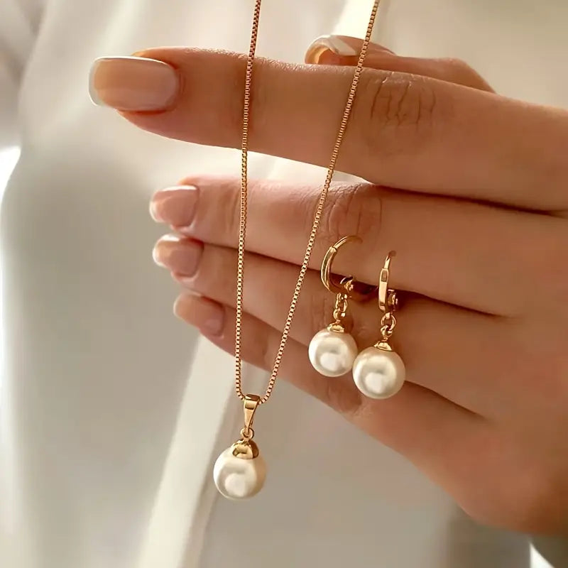Camille | Elegant Pearl Necklace Set
