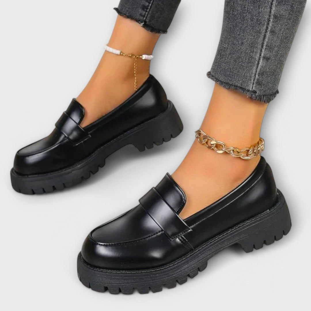 Pia | Women's Comfort Loafers