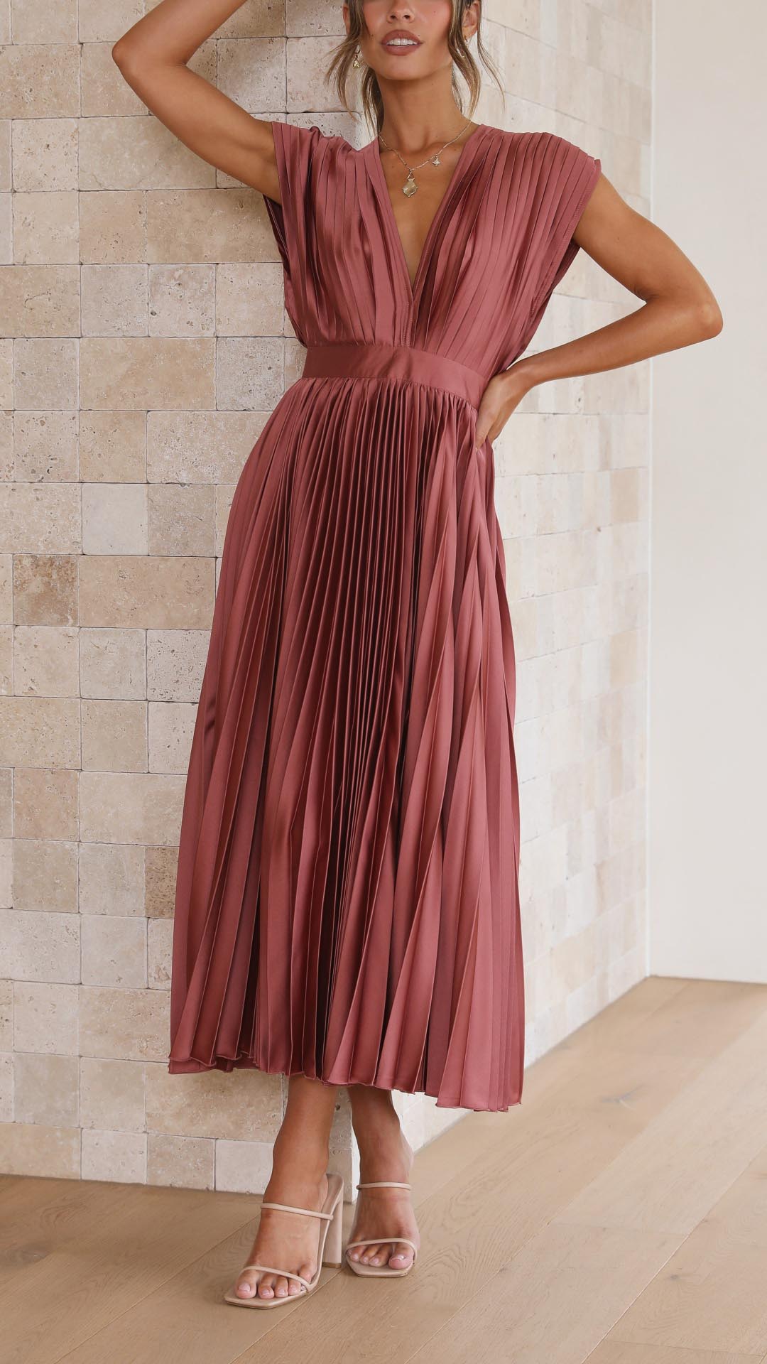 Maria | Women's Pleated V-Neck Maxi Dress