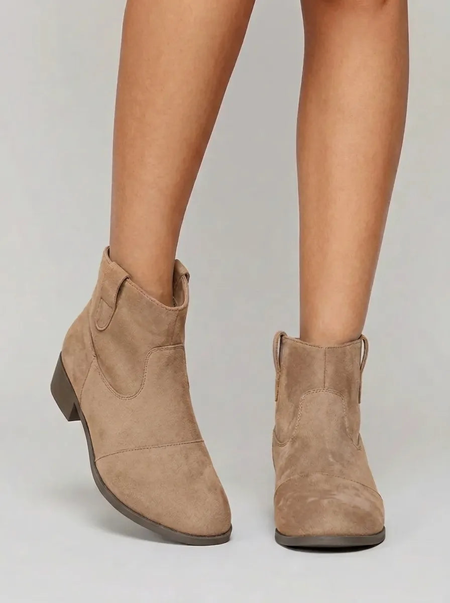 Minerva | Women's Western-Stitch Ankle Boots