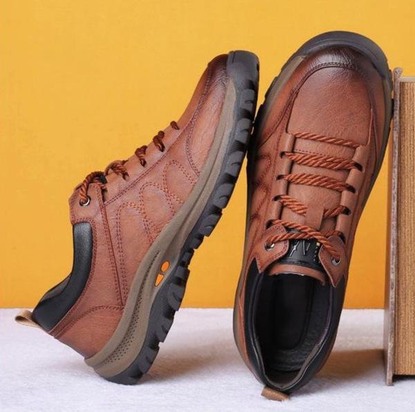 Callan | Classic Supportive Walking Shoes